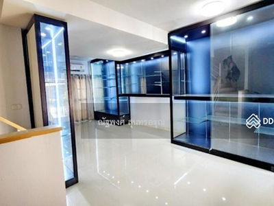 Happy Avenue Don Mueang, Rangsit University (2.5 km.), Bangkok, Thailand Happy Avenue Don Mueang, Rangsit University (2.5 km.), Bangkok, Thailand