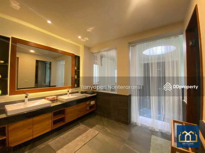 Luxurious Contemporary Big Garden 5 Bedrooms Private Pool Villa for Rent, Phuket, Thailand Luxurious Contemporary Big Garden 5 Bedrooms Private Pool Villa for Rent, Phuket, Thailand