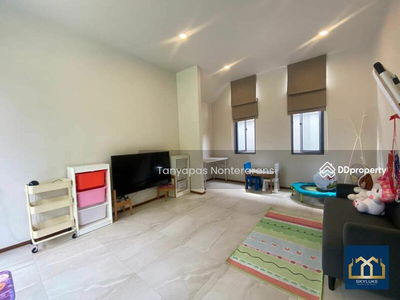 Luxurious Contemporary Big Garden 5 Bedrooms Private Pool Villa for Rent, Phuket, Thailand Luxurious Contemporary Big Garden 5 Bedrooms Private Pool Villa for Rent, Phuket, Thailand