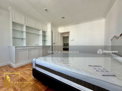 Charan Tower (Charan Tower), Bangkok, Thailand Charan Tower (Charan Tower), Bangkok, Thailand