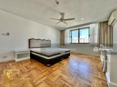 Charan Tower (Charan Tower), Bangkok, Thailand Charan Tower (Charan Tower), Bangkok, Thailand