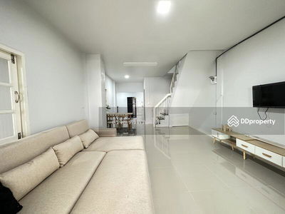 Sukhaprachasan 3 Soi 12, Nonthaburi, Thailand Sukhaprachasan 3 Soi 12, Nonthaburi, Thailand