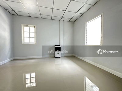 Sukhaprachasan 3 Soi 12, Nonthaburi, Thailand Sukhaprachasan 3 Soi 12, Nonthaburi, Thailand