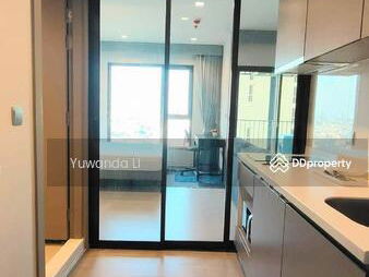 Life Asoke-Rama 9, Bangkok, Thailand Life Asoke-Rama 9, Bangkok, Thailand