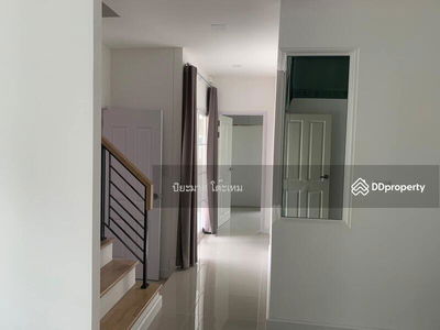 Grandio BangNa Km.5, Samut Prakan, Thailand Grandio BangNa Km.5, Samut Prakan, Thailand