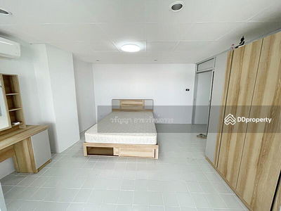 Jittrapa Place, Bangkok, Thailand Jittrapa Place, Bangkok, Thailand