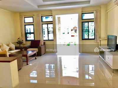 10110, Bangkok, Thailand 10110, Bangkok, Thailand