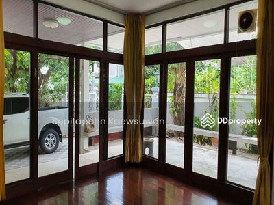 10500, Bangkok, Thailand 10500, Bangkok, Thailand