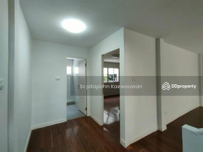 10110, Bangkok, Thailand 10110, Bangkok, Thailand