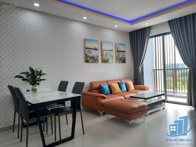 Topaz Twins, Vietnam Topaz Twins, Vietnam