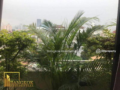 Supreme Place, Bangkok, Thailand Supreme Place, Bangkok, Thailand