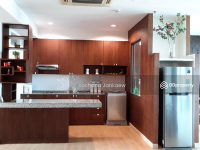 Baan Sathorn Chaopraya, Bangkok, Thailand Baan Sathorn Chaopraya, Bangkok, Thailand