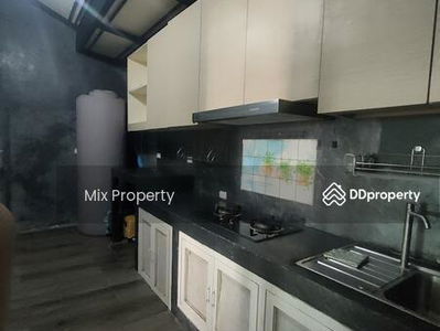 Bless Town Srinakarin - Namdang, Samut Prakan, Thailand Bless Town Srinakarin - Namdang, Samut Prakan, Thailand