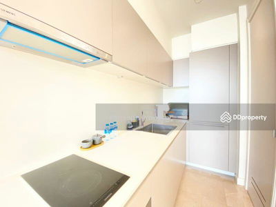 Magnolias Waterfront Residences, Bangkok, Thailand Magnolias Waterfront Residences, Bangkok, Thailand