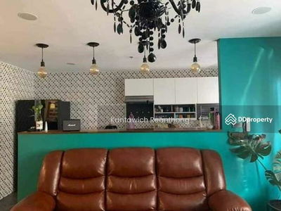 Top View Tower, Bangkok, Thailand Top View Tower, Bangkok, Thailand