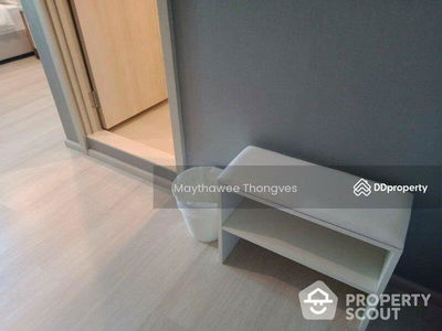 Life One Wireless, Bangkok, Thailand Life One Wireless, Bangkok, Thailand