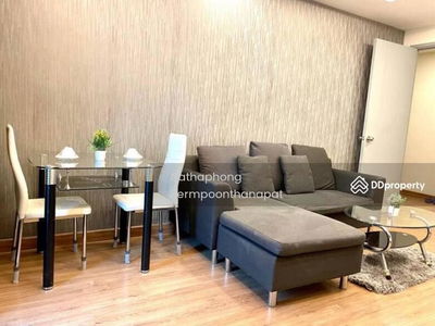 Thru Thonglor, Bangkok, Thailand Thru Thonglor, Bangkok, Thailand