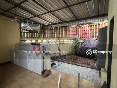 Eastern Village Pha Daeng Sri Racha, Chon Buri, Thailand Eastern Village Pha Daeng Sri Racha, Chon Buri, Thailand