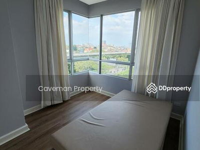 The Room Sathorn-Taksin, Bangkok, Thailand The Room Sathorn-Taksin, Bangkok, Thailand