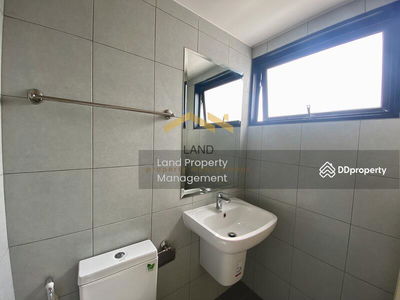 Supalai Loft @ Talat Phlu Station, Bangkok, Thailand Supalai Loft @ Talat Phlu Station, Bangkok, Thailand