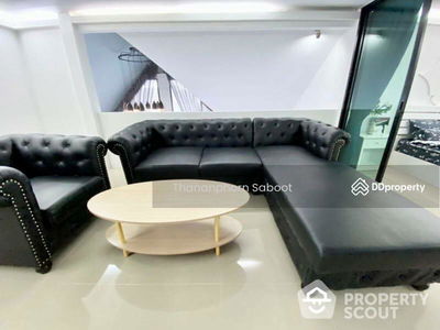 The Scenevanar (Baan Mae 9), Chon Buri, Thailand The Scenevanar (Baan Mae 9), Chon Buri, Thailand