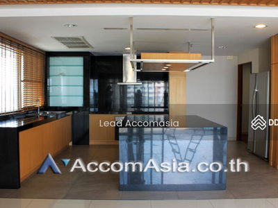 Le Raffine Sukhumvit 24, Bangkok, Thailand Le Raffine Sukhumvit 24, Bangkok, Thailand