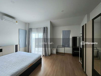 Salaphi, Chiang Mai, Thailand Salaphi, Chiang Mai, Thailand