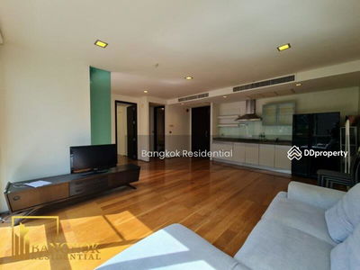 Ficus Lane, Bangkok, Thailand Ficus Lane, Bangkok, Thailand