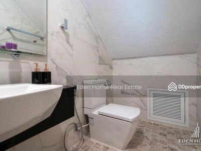 Beach Villa Holiday, Phuket, Thailand Beach Villa Holiday, Phuket, Thailand