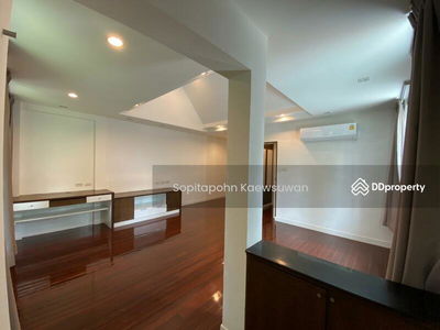 10110, Bangkok, Thailand 10110, Bangkok, Thailand