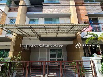 Plus City Park Srinakarin-Suanluang, Bangkok, Thailand Plus City Park Srinakarin-Suanluang, Bangkok, Thailand