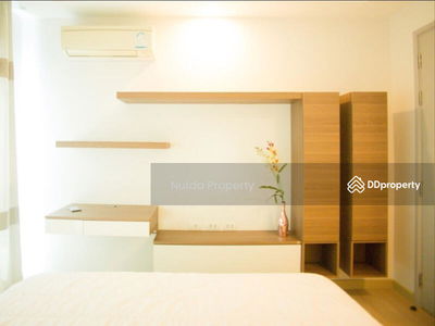 Thru Thonglor, Bangkok, Thailand Thru Thonglor, Bangkok, Thailand