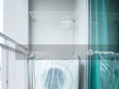 Thru Thonglor, Bangkok, Thailand Thru Thonglor, Bangkok, Thailand