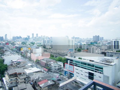 Thru Thonglor, Bangkok, Thailand Thru Thonglor, Bangkok, Thailand