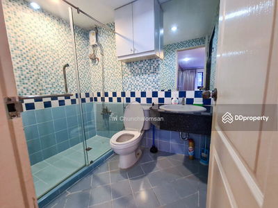 Lumpini Place Narathiwas 24, Bangkok, Thailand Lumpini Place Narathiwas 24, Bangkok, Thailand