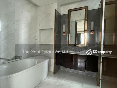 Sindhorn Residence, Bangkok, Thailand Sindhorn Residence, Bangkok, Thailand