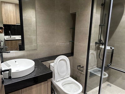 De La Sol, Vietnam  De La Sol, Vietnam