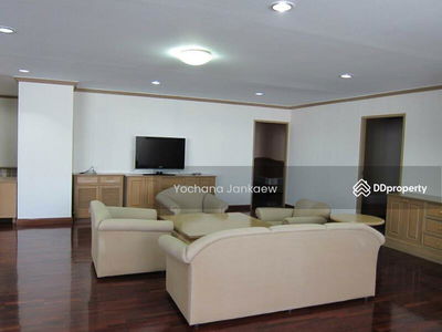 D.S. Tower 1 Sukhumvit 33, Bangkok, Thailand D.S. Tower 1 Sukhumvit 33, Bangkok, Thailand