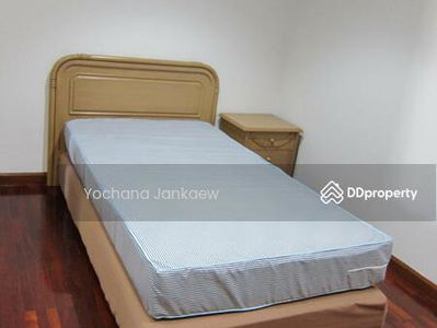 D.S. Tower 1 Sukhumvit 33, Bangkok, Thailand D.S. Tower 1 Sukhumvit 33, Bangkok, Thailand