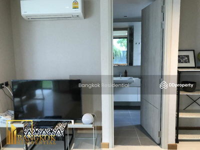 House in Compound, Bangkok, Thailand House in Compound, Bangkok, Thailand