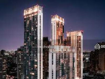 Park Origin Phrom Phong, Bangkok, Thailand Park Origin Phrom Phong, Bangkok, Thailand