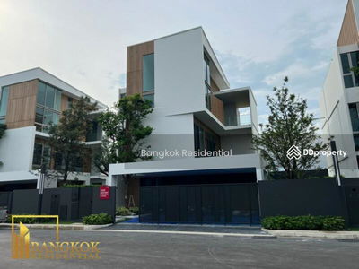 House in Compound, Bangkok, Thailand House in Compound, Bangkok, Thailand