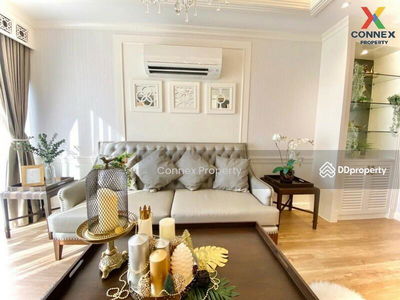 Park Origin Phrom Phong, Bangkok, Thailand Park Origin Phrom Phong, Bangkok, Thailand