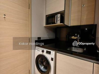 Park Origin Phrom Phong, Bangkok, Thailand Park Origin Phrom Phong, Bangkok, Thailand