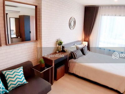 Life Asoke, Bangkok, Thailand Life Asoke, Bangkok, Thailand