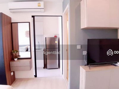 Life Asoke, Bangkok, Thailand Life Asoke, Bangkok, Thailand