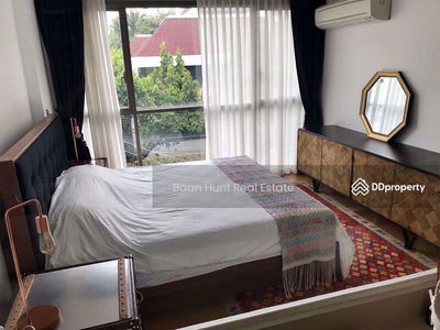 Via BOTANI, Bangkok, Thailand Via BOTANI, Bangkok, Thailand