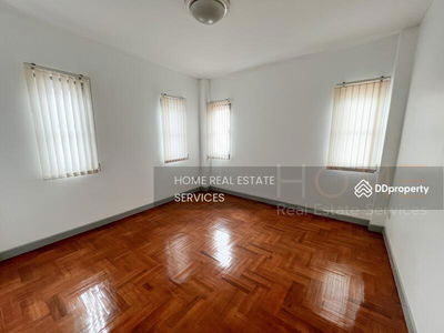 Baan Siri Town Sukhumvit 101 : Baan Siri Town Sukhumvit 101, Bangkok, Thailand Baan Siri Town Sukhumvit 101 : Baan Siri Town Sukhumvit 101, Bangkok, Thailand