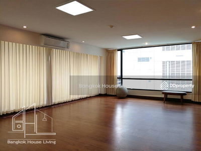 Mela Mansion, Bangkok, Thailand Mela Mansion, Bangkok, Thailand