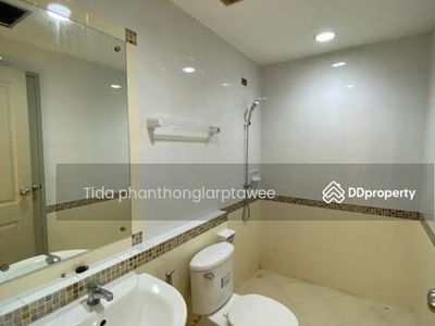 Baan Klang Muang Urbanion Rama9-Wongwaen, Bangkok, Thailand Baan Klang Muang Urbanion Rama9-Wongwaen, Bangkok, Thailand